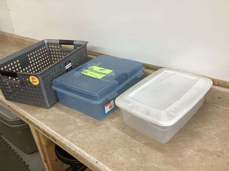 2 SMALL TOTES W/LIDS IN SMALL BASKET