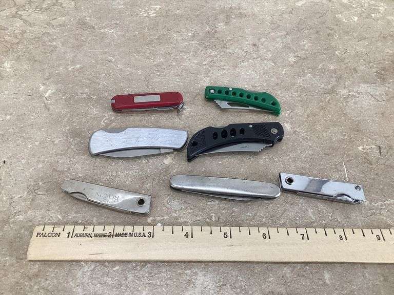 7 POCKET KNIVES