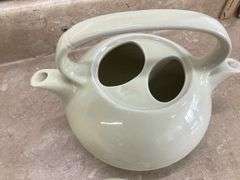 TWIN SPOUT TEA MASTER TEAPOT (CHIP ON LID)