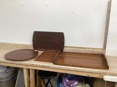 3 WOODEN SERVING TRAYS AND LAZY SUSAN