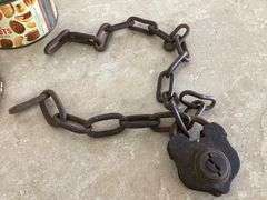 ANTIQUE PADLOCK WITH CHAIN IN VINTAGE TIN