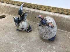 2 DRAGON FIGURINES