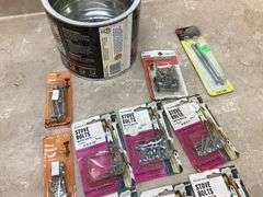 STOVE BOLTS AND HEXHEAD BOLTS