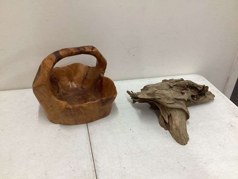 WOOD BASKET AND DRIFTWOOD