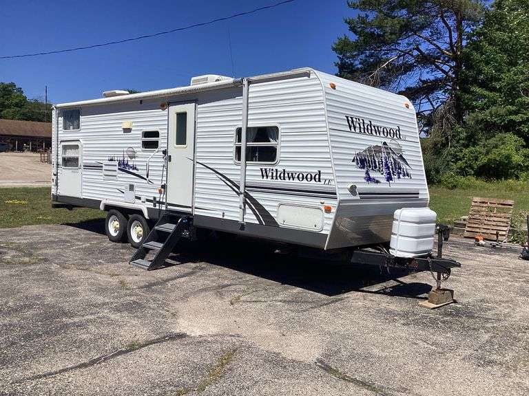 2025 ONLINE AUCTION-32 (ALL ITEMS ARE LOCATED AT CURRIE AUCTION HOUSE) 