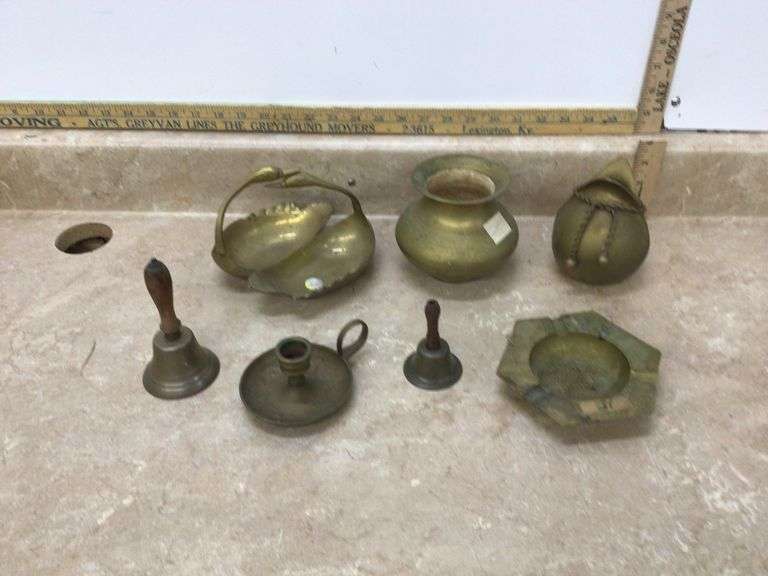 ASSORTED BRASS PIECES