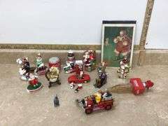 12 COCA-COLA CHRISTMAS ORNAMENTS AND NIGHTLIGHT