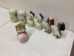 4 LARGE VINTAGE SALT AND PEPPER SHAKER SETS