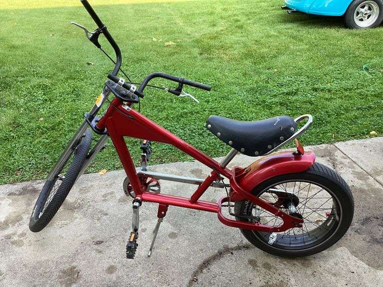 SCHWINN STINGRAY BICYCLE