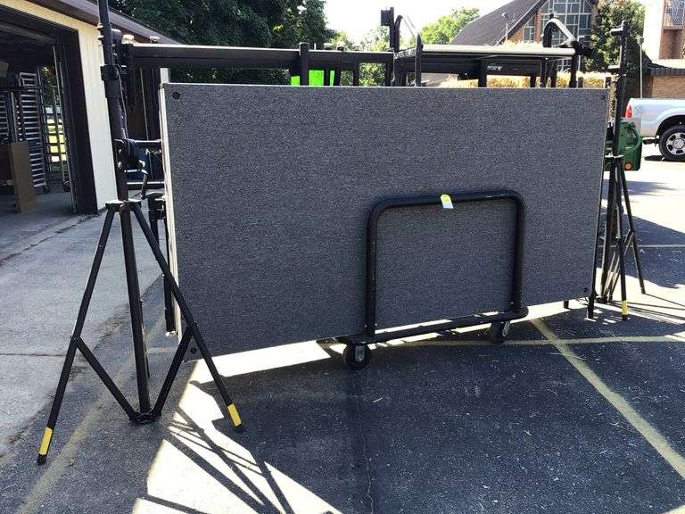 STAGE