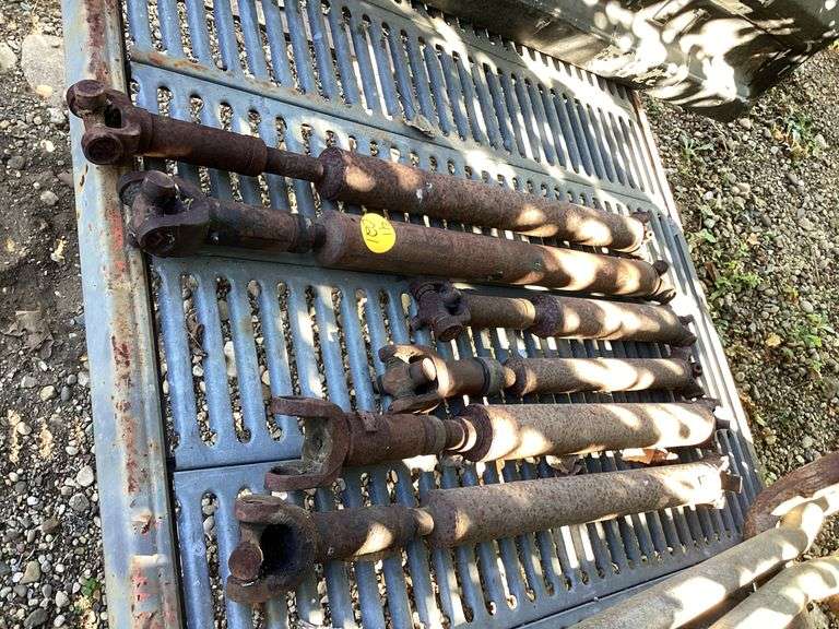 6 FRONT END CHEVY DRIVE SHAFTS