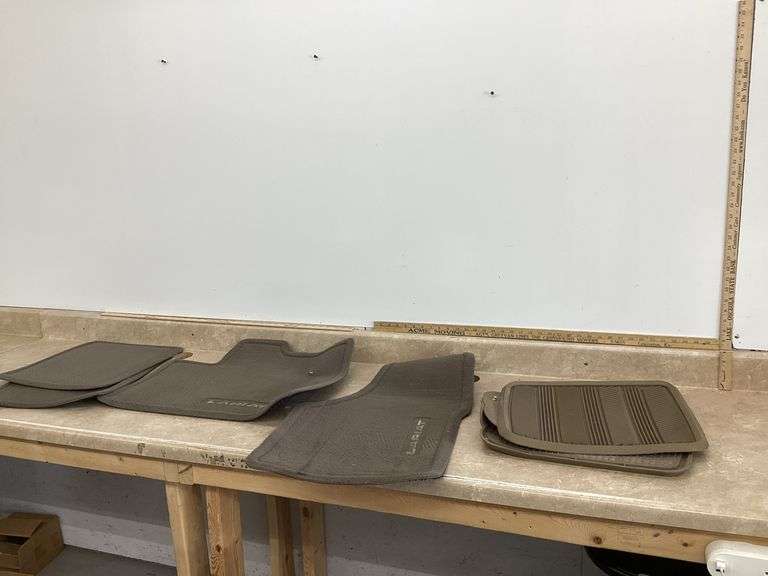 MISC CAR MATS AND LARIAT FLOOR MATS