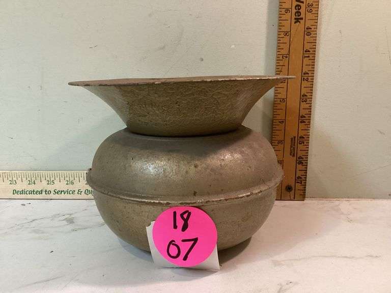 METAL SPITTOON (6” TALL)