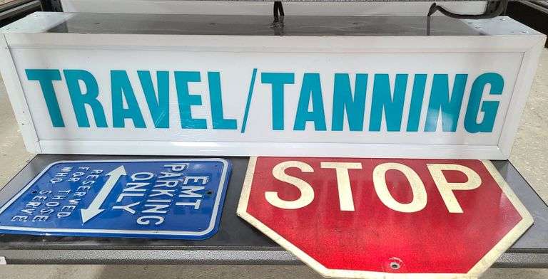 .Lot Stop / No Parking Sign Light Up Travel Tanning Sign - Dixon's ...