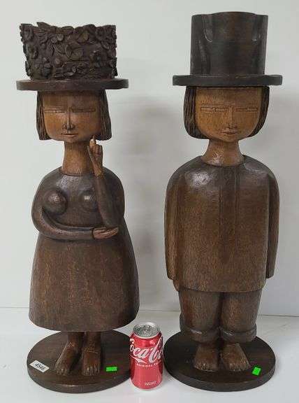 Pair of ethnographic carved wood sculptures - Dixon's Auction at Crumpton