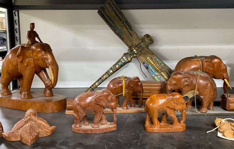 Lot of Wood Carved Ethnographic Decor - Dixon's Auction at Crumpton