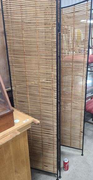 Modern metal and reed room screen - Dixon's Auction at Crumpton