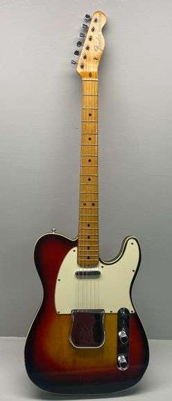 Fender 1972 Telecaster Custom Guitar in Sunburst