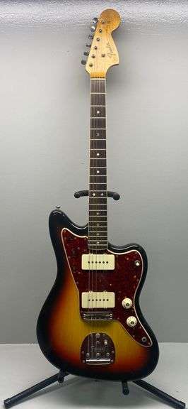 1966 Fender Jazzmaster Guitar in Sunburst