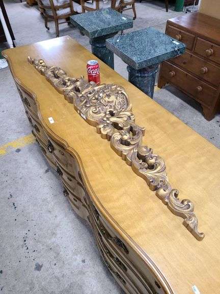 Carved Giltwood Lion Valance Cover