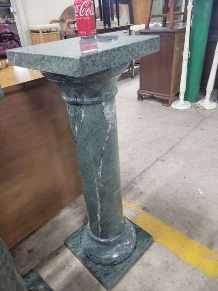 *No Storage* Solid Green Marble Three Part Pedestal