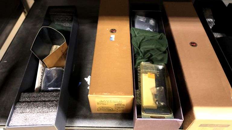 Lot of Empty Leupold Scope Boxes - Dixon's Auction at Crumpton