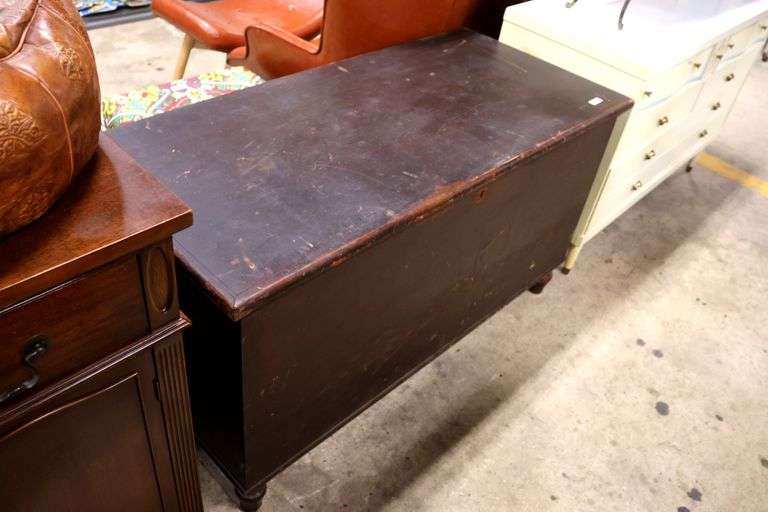 Antique Pennsylvania Softwood Farmhouse Blanket Chest