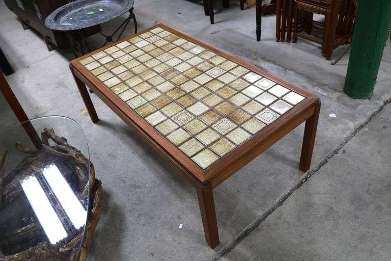 Mcm Tile Table MCM Tile Top Teak Coffee Table - Dixon's Auction at Crumpton