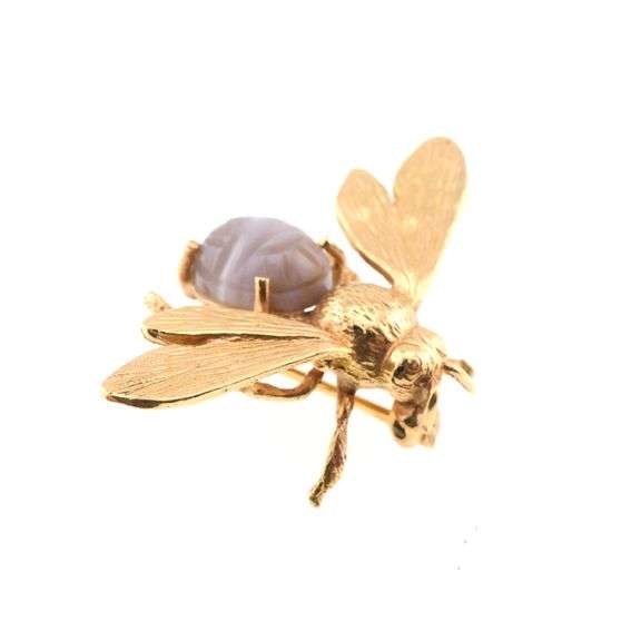 14k Gold Textured Bee with Carved Stone Pin 7.5g