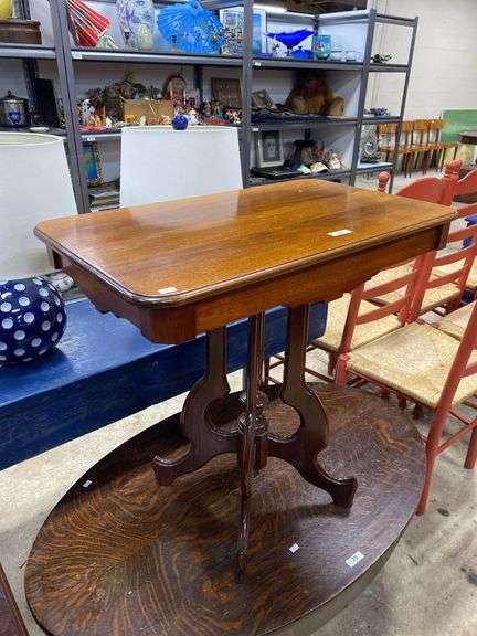 Victorian Walnut Parlor Table