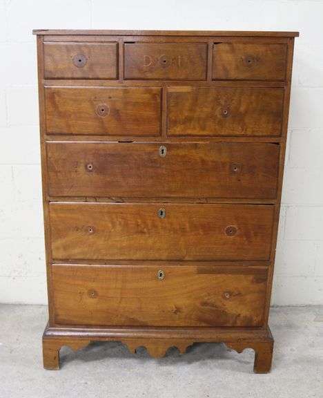Chester County, Pennsylvania Queen Anne Inlaid Walnut Panel End Semi-Tall Chest of Drawers