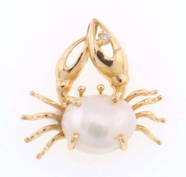 14k Gold Pearl & Diamond Crab Pendant 2.5g