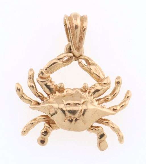 14k Gold Textured Crab Pendant 4.6g