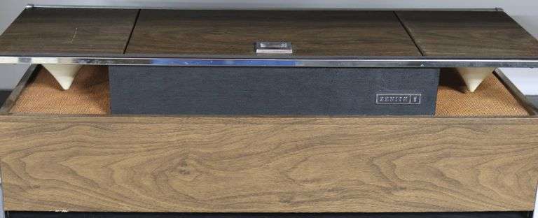 Vintage Zenith Stereo