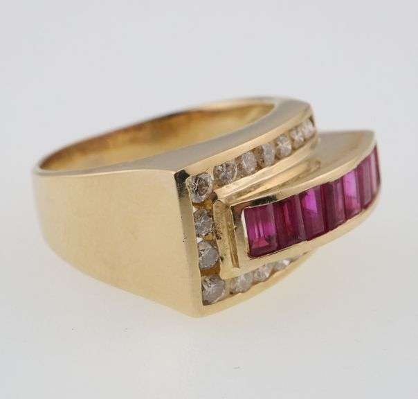 14k Gold Natural Ruby & 0.50 ct Diamond Modernist Style Ring 9.5g