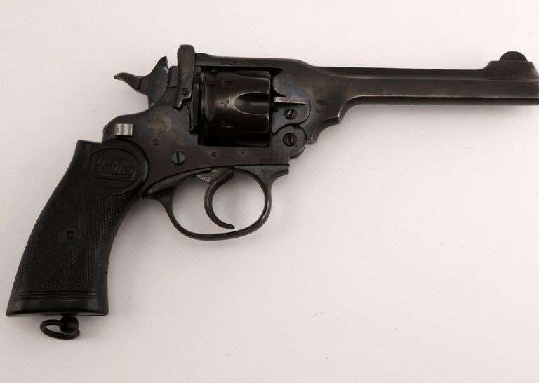 [Regulated] Webley & Scott Mark IV Revolver in 38 S&W