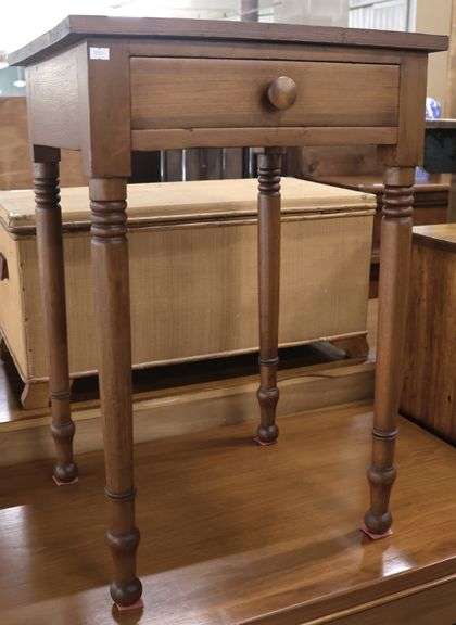 Sheraton Poplar One Drawer Stand