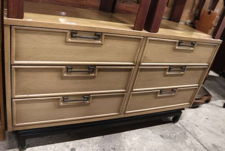 American of Martinsville MCM Six Drawer Dresser