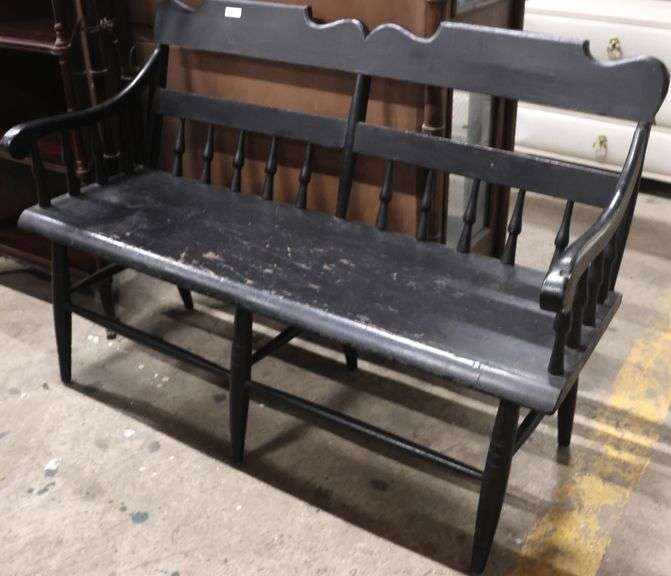 Pennsylvania Half-Spindle Deacon's Bench