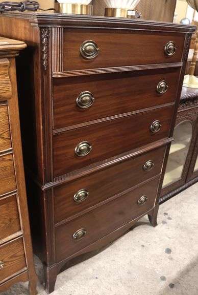 Huntley Mahogany Chest of Drawers