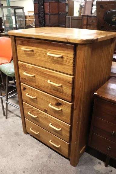 Modern Farmhouse Pine Chest