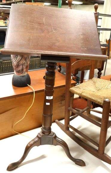 Queen Anne Style Cherry Music Stand