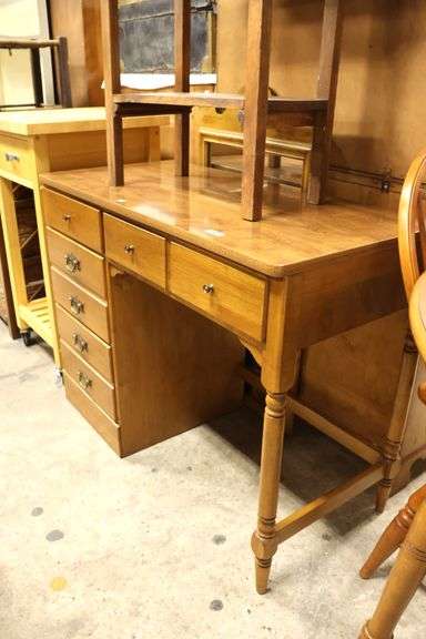 Ethan Allen Farmhouse Maple Desk with Mirror