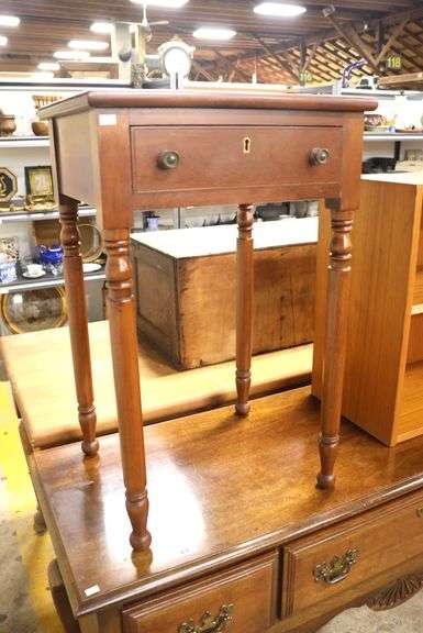 Cabinet-Made Sheraton Style Walnut One Drawer Stand