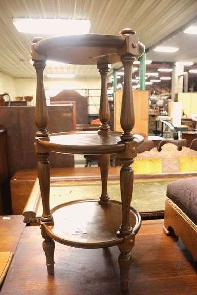 Farmhouse Pine Three Tier Stand