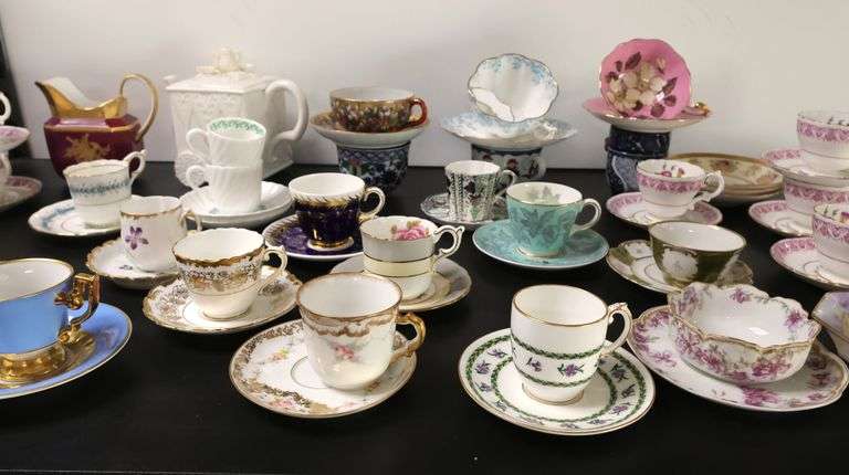 Collection of Vintage & Antique Porcelain / China Teacups