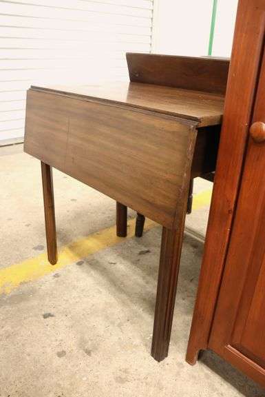 George III Marlborough Leg Mahogany Pembroke Table