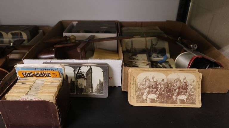 Collection of Vintage Antique Stereo Viewers & Cards