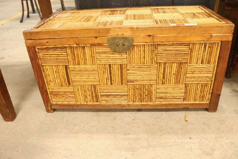 MCM Pencil Reed Trunk