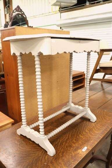Painted Cottage Pine One Drawer Spool Table